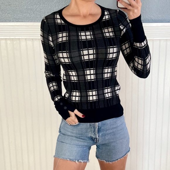 Ann Taylor Sweaters - Ann Taylor Plaid Black White Gray Round Neck Soft Sweater XSP